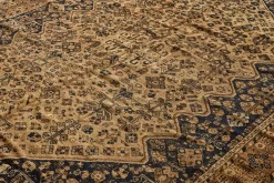 Beige Shiraz Rug 7'2 x 10'2*VINTAGE Sale