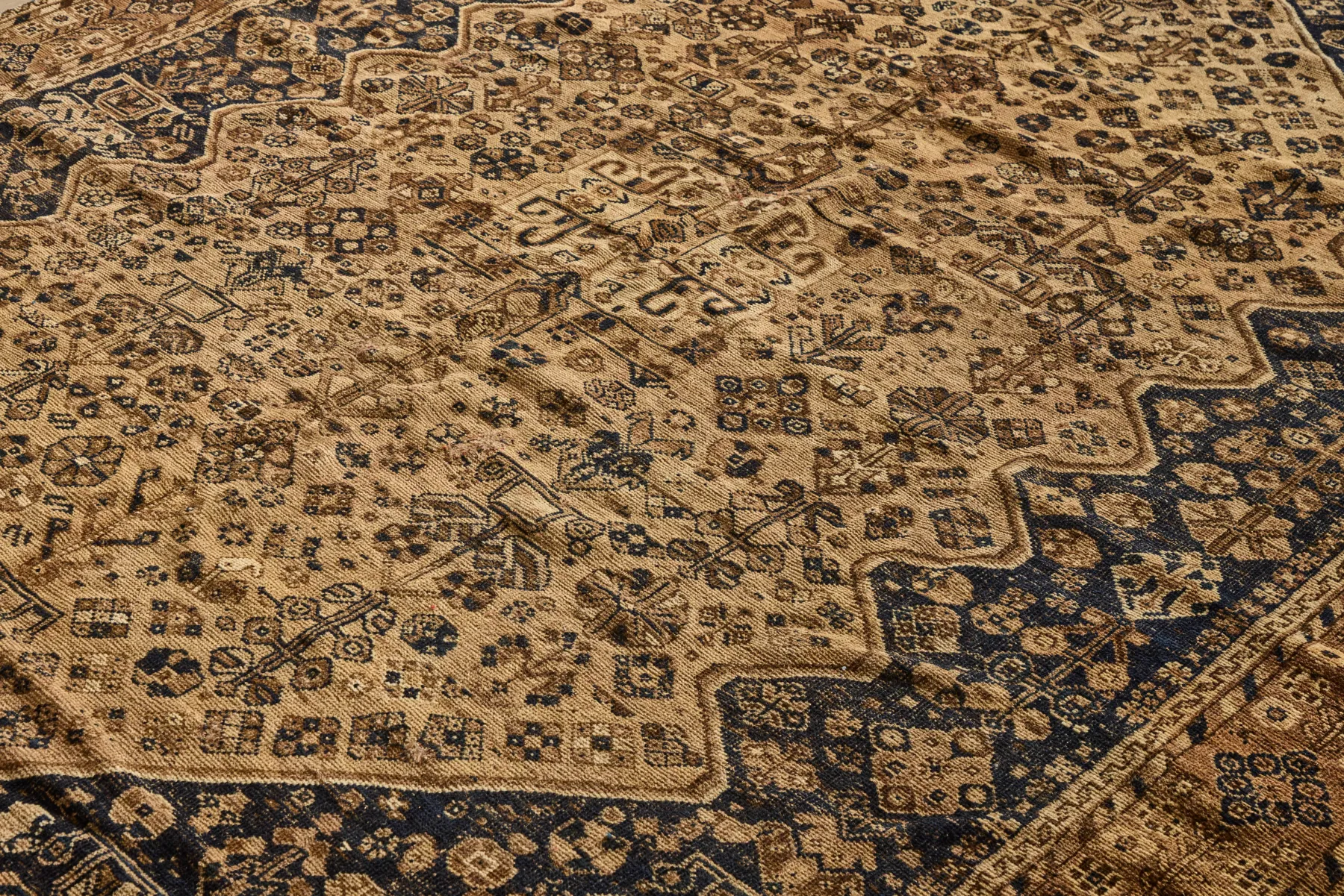 Beige Shiraz Rug 7'2 x 10'2*VINTAGE Sale