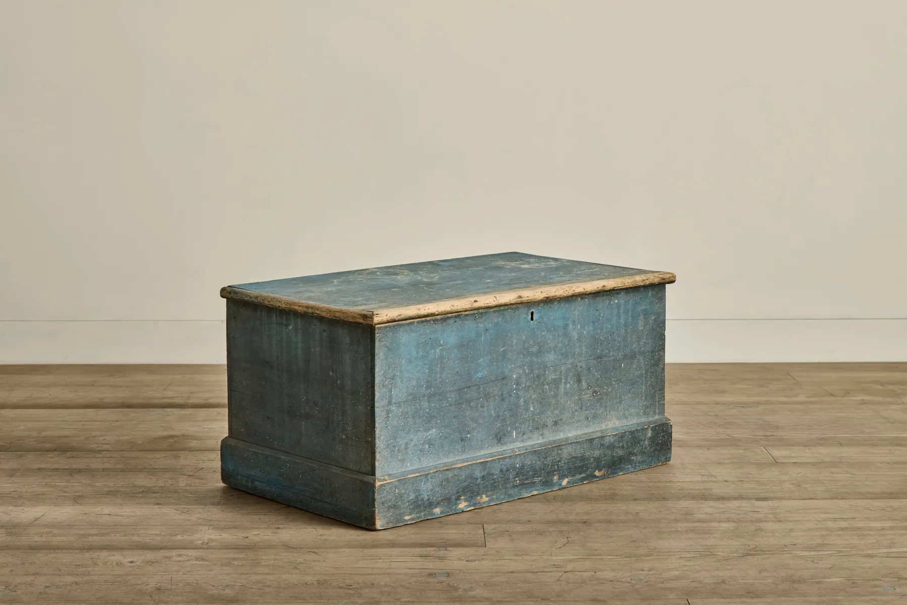 Blue Painted Blanket Chest*VINTAGE Sale