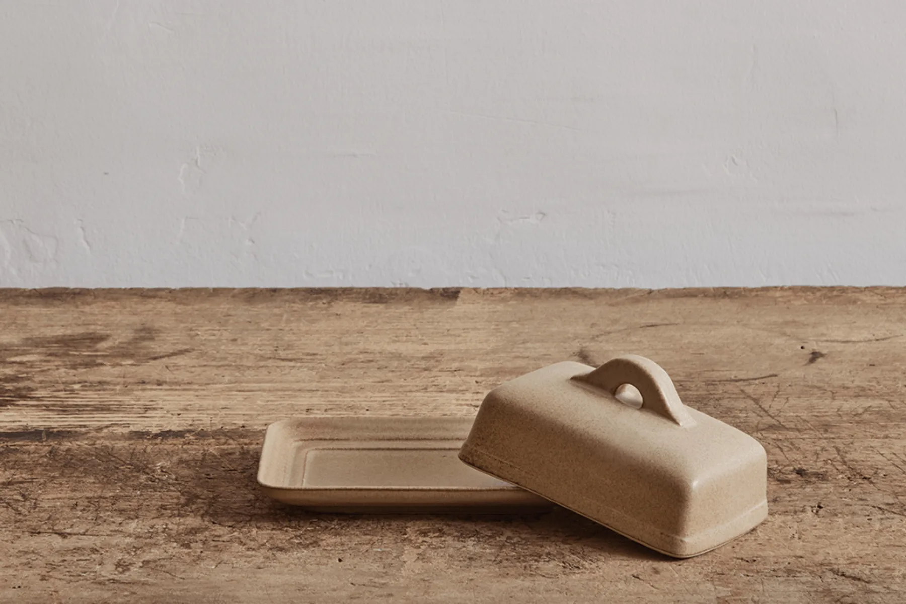 Butter Dish in Flax*NICKEY KEHOE Clearance