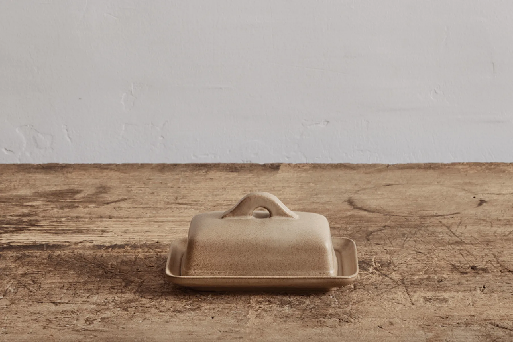 Butter Dish in Flax*NICKEY KEHOE Clearance
