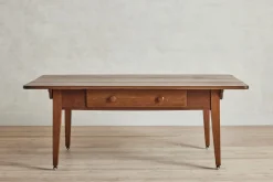 Early American Side Table*VINTAGE Outlet