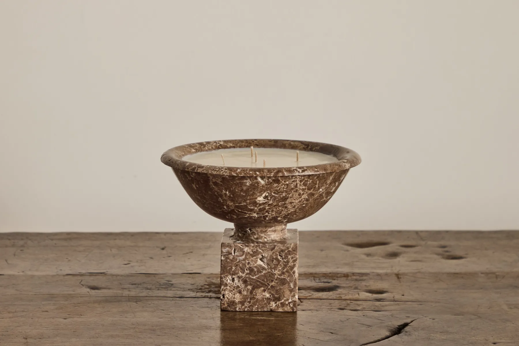 Eira Marble Urn Candle*BERNARD Discount