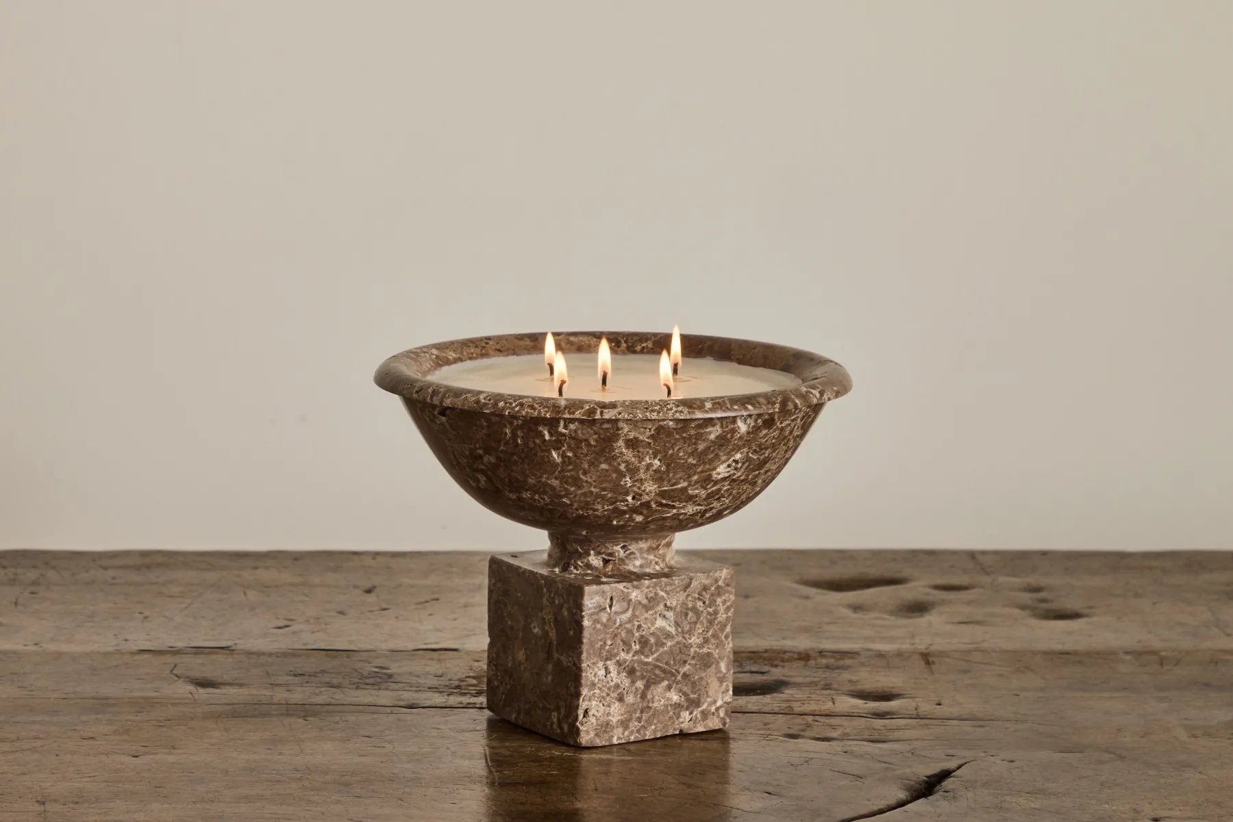 Eira Marble Urn Candle*BERNARD Discount