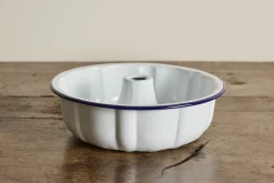 Enamelware Cake Pan*HIDDEN Clearance