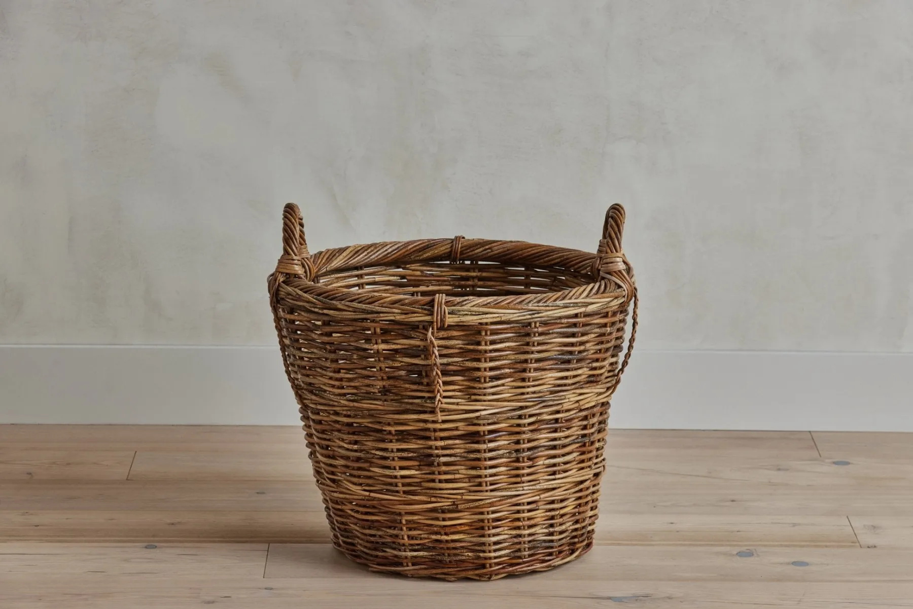French Countryside Fireside Basket*HIDDEN Sale