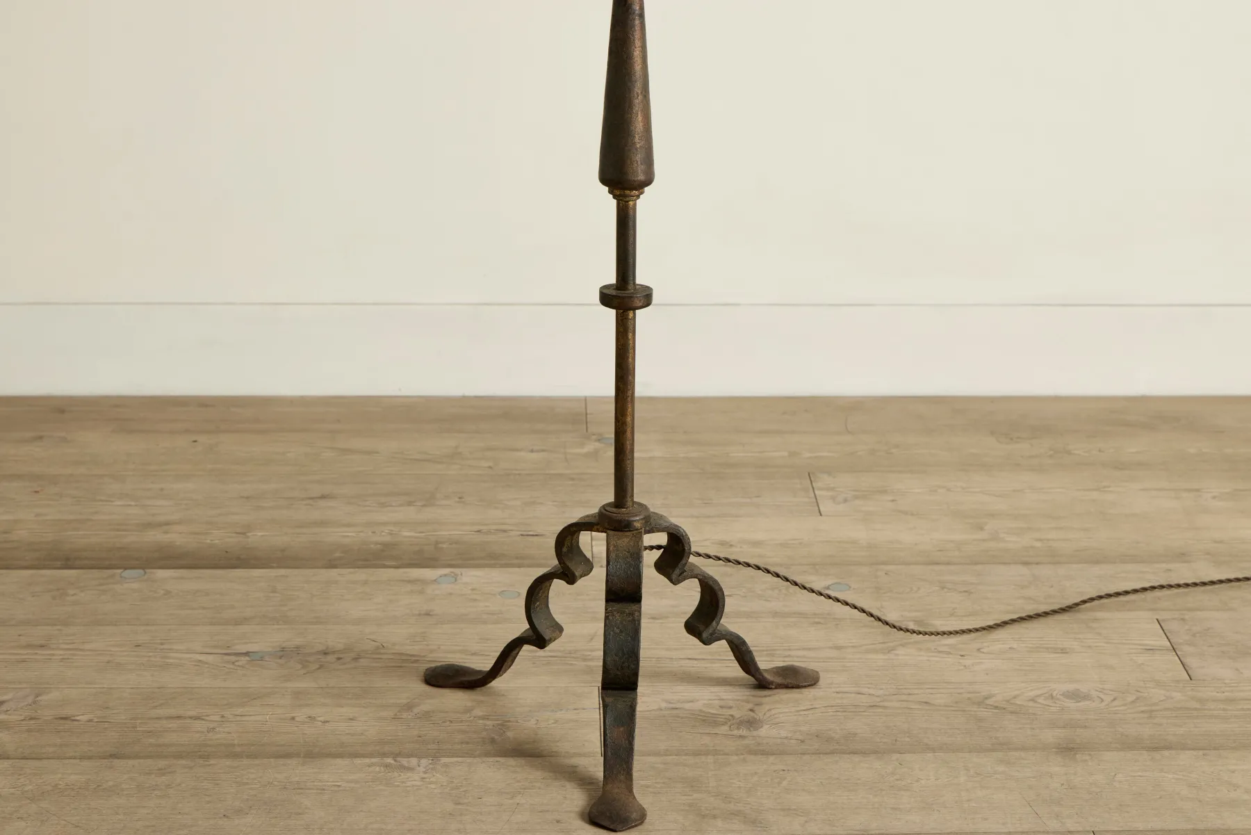 French Iron Floor Lamp*VINTAGE Fashion