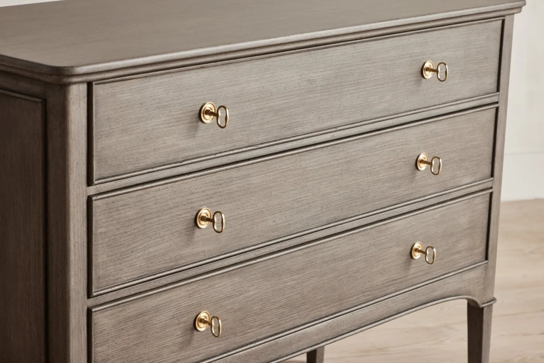 Heirloom Dresser*NICKEY KEHOE Online