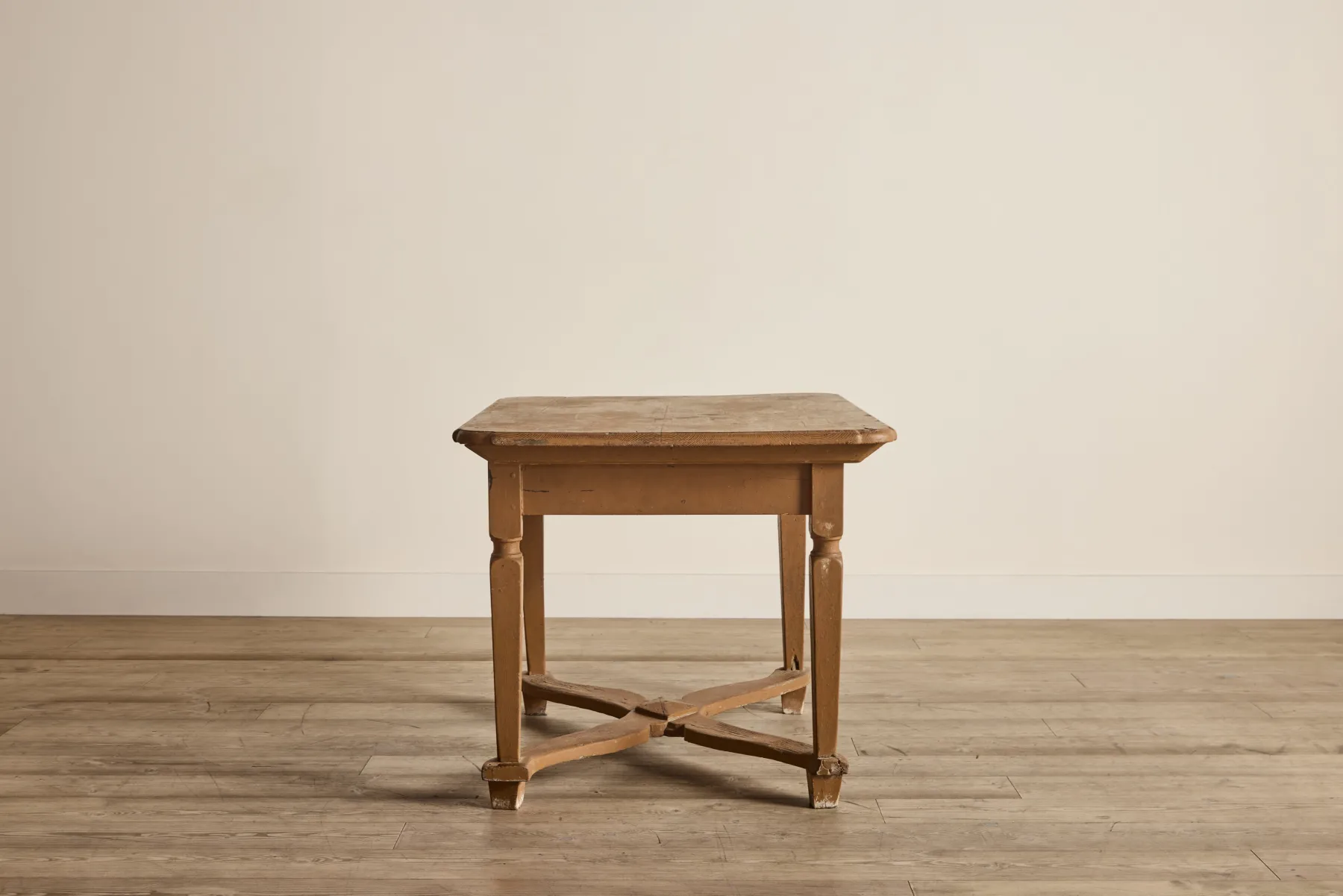 Hungarian Hall Table*VINTAGE Outlet