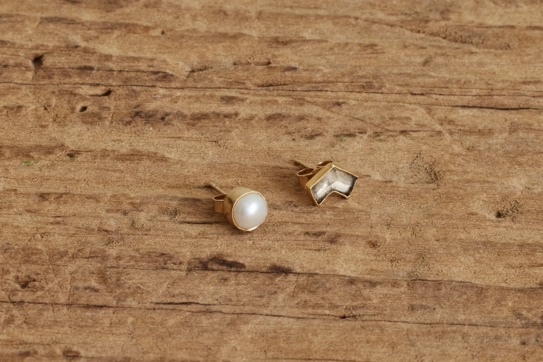 Mismatched Stud No. 1*GRAINNE MORTON Online