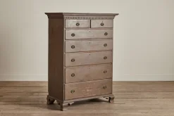 Painted Highboy Dresser*VINTAGE Fashion