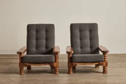 Pair of Pine Wood Arm Chairs*VINTAGE Outlet