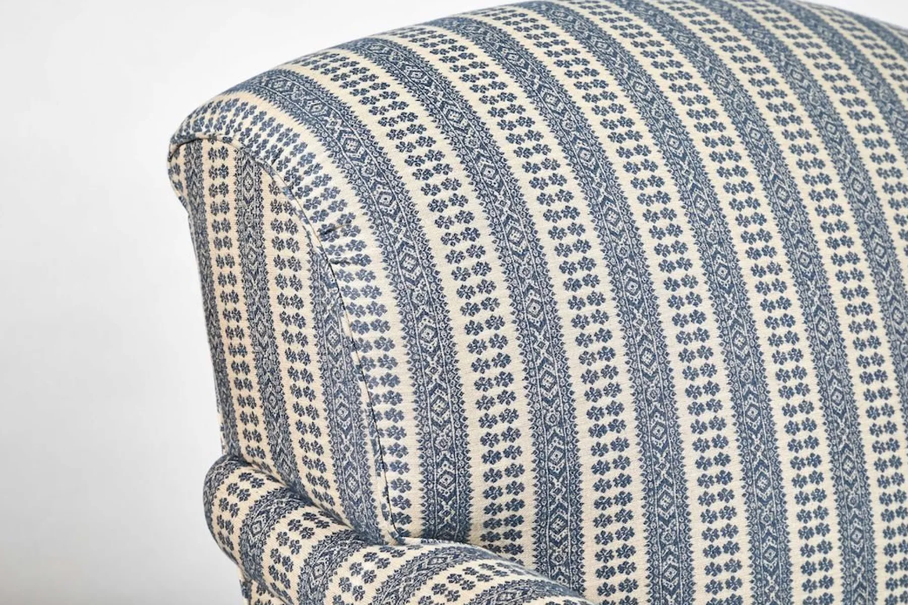 Patmos in Smokey Blue*SUSAN DELISS New