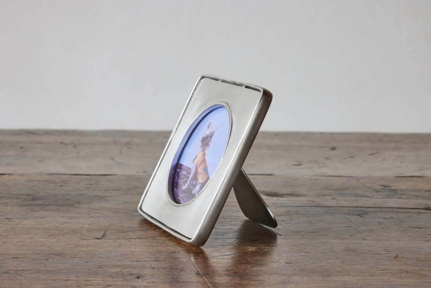 Pewter Piemonte Small Round Frame*MATCH Best