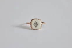 Pierrot Ring, Blanc (Size 52)*PASCALE MONVOISIN Discount