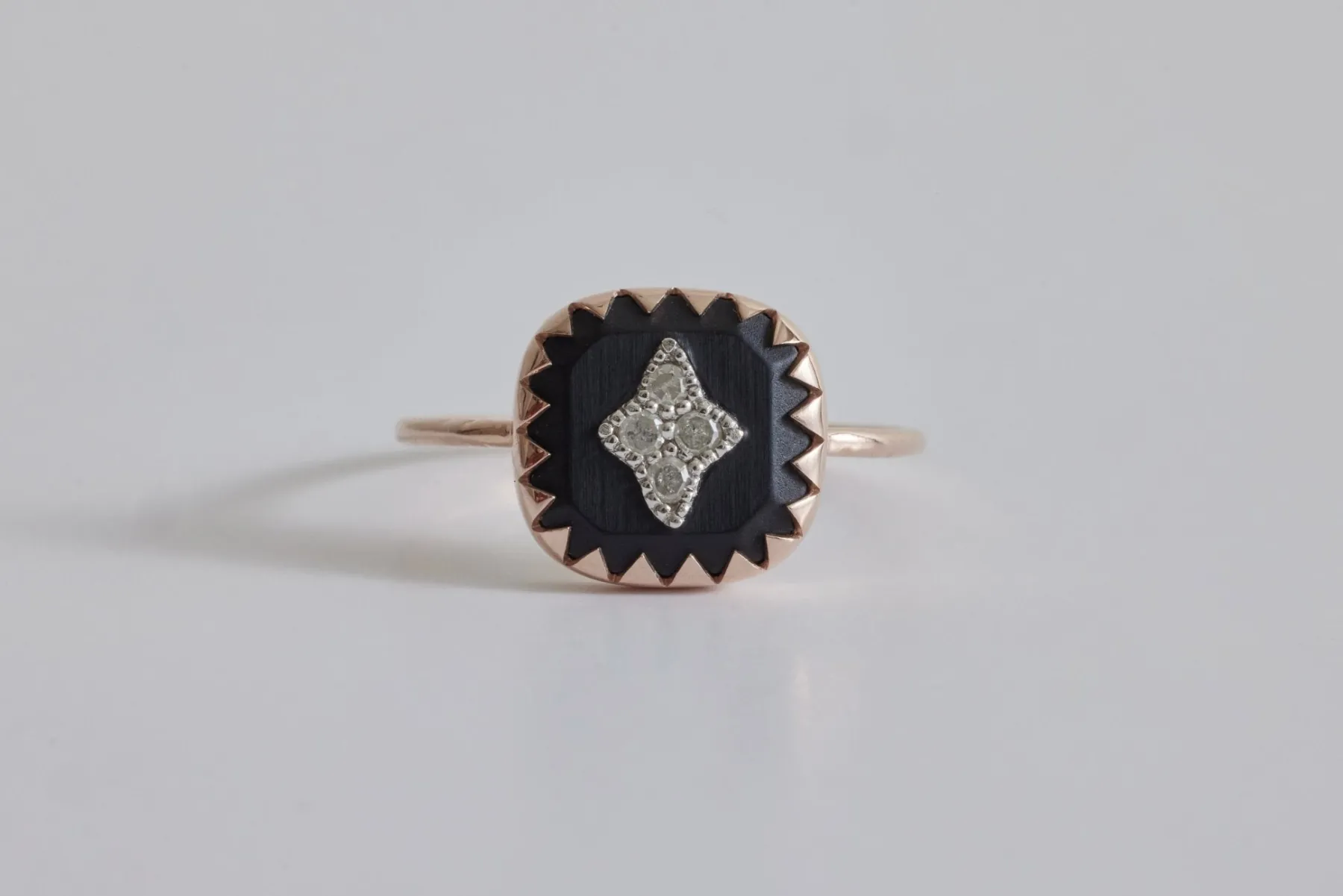 Pierrot Ring, Noir (Size 52)*PASCALE MONVOISIN New