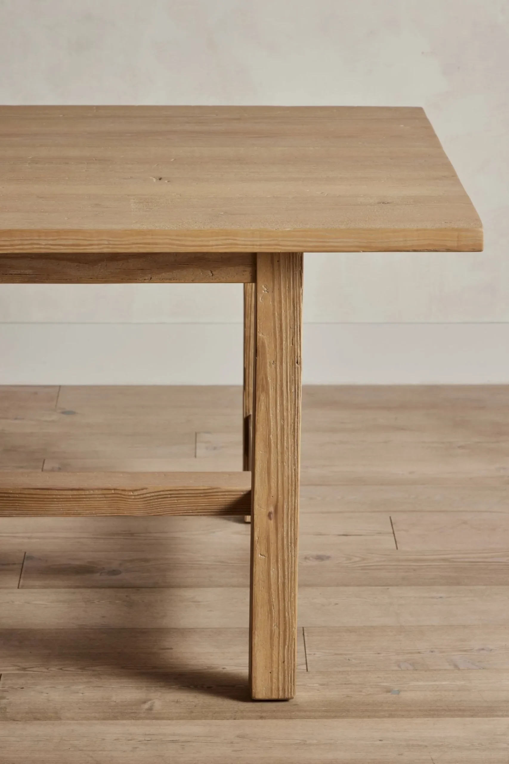 Reclaimed Yellow Pine*Wood Sample Outlet