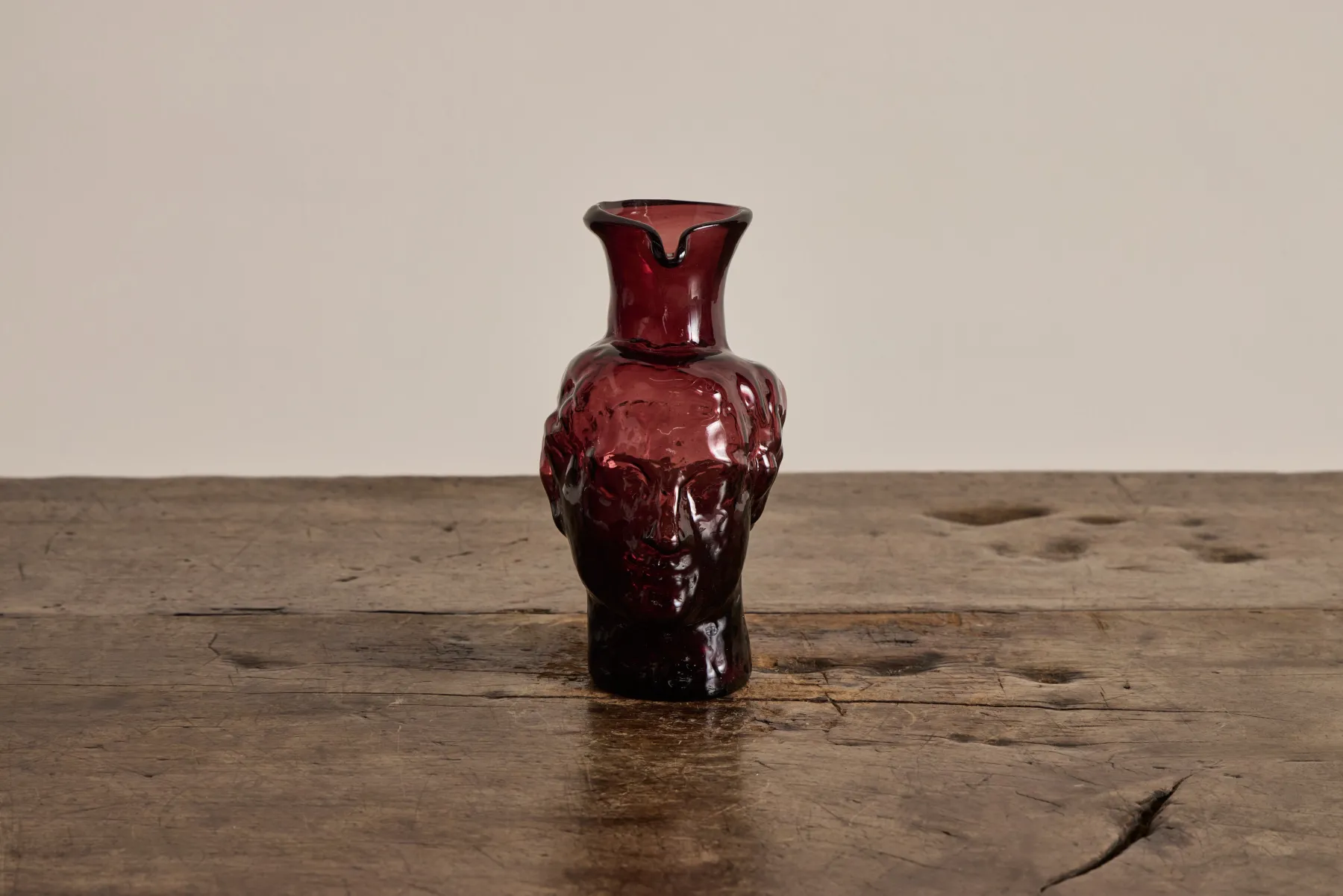 Roma Avec Bec Vase in Framboise*LA SOUFFLERIE New