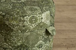 Round Hassock, 24