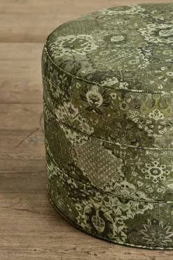 Round Hassock, 24
