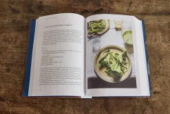 The Secret of Cooking, Bee Wilson*HIDDEN Fashion