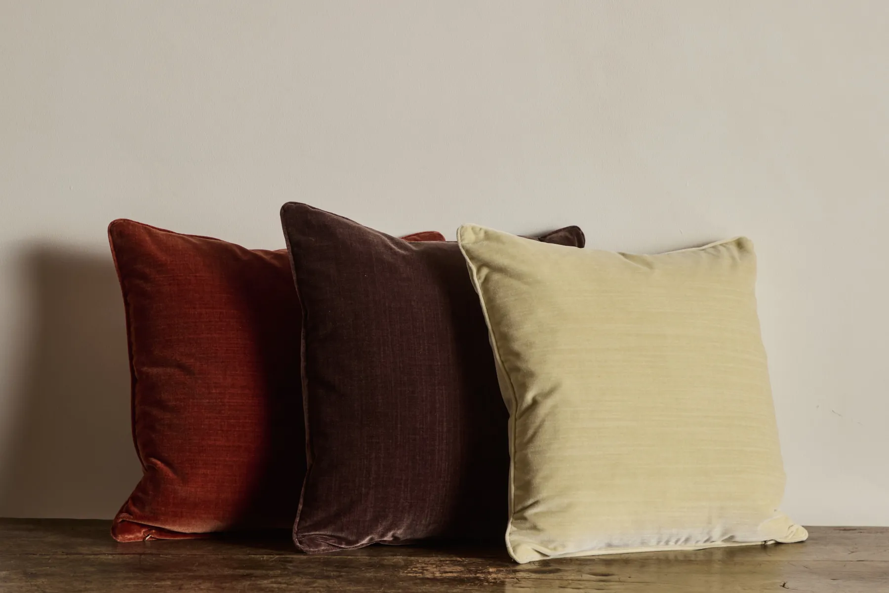 Velvet Pillow in Oolong*NICKEY KEHOE Hot