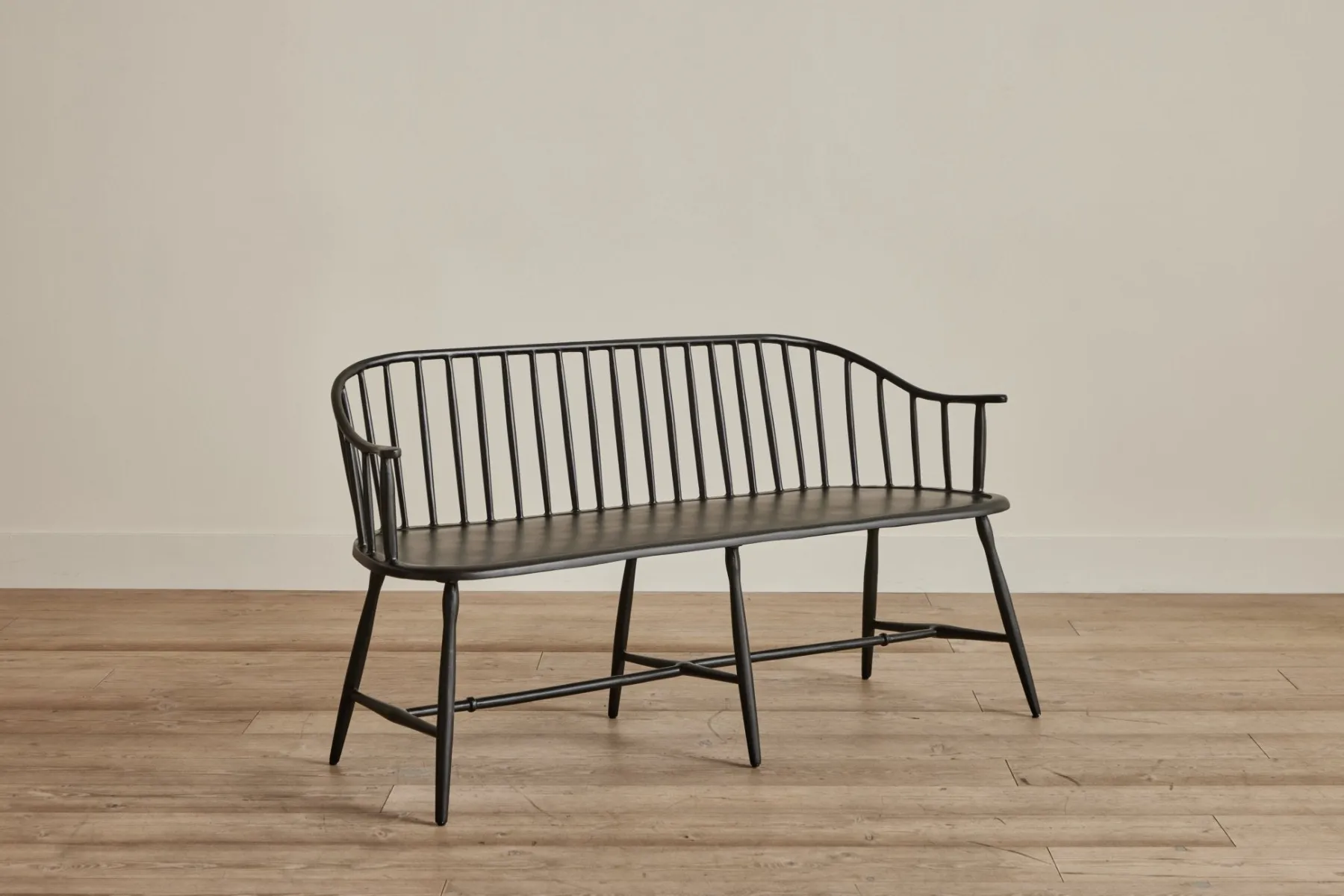 Windsor Low Back Bench*NICKEY KEHOE Best