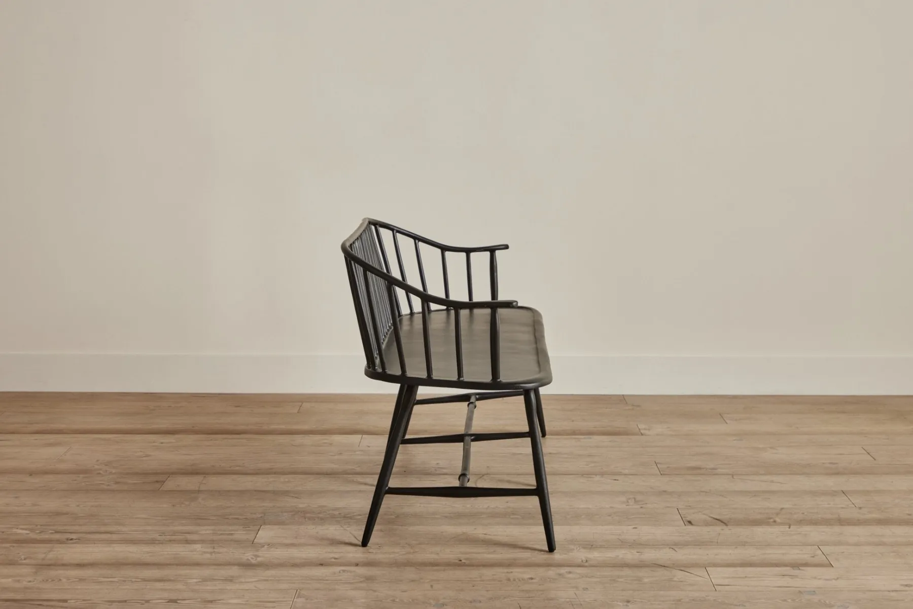 Windsor Low Back Bench*NICKEY KEHOE Best