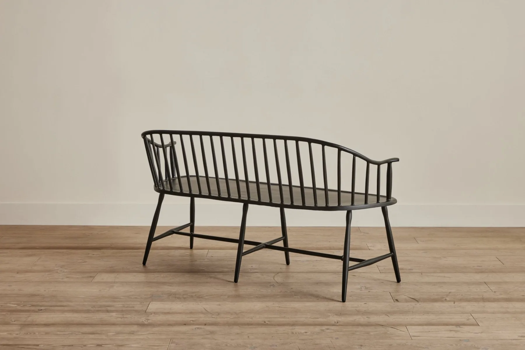 Windsor Low Back Bench*NICKEY KEHOE Best