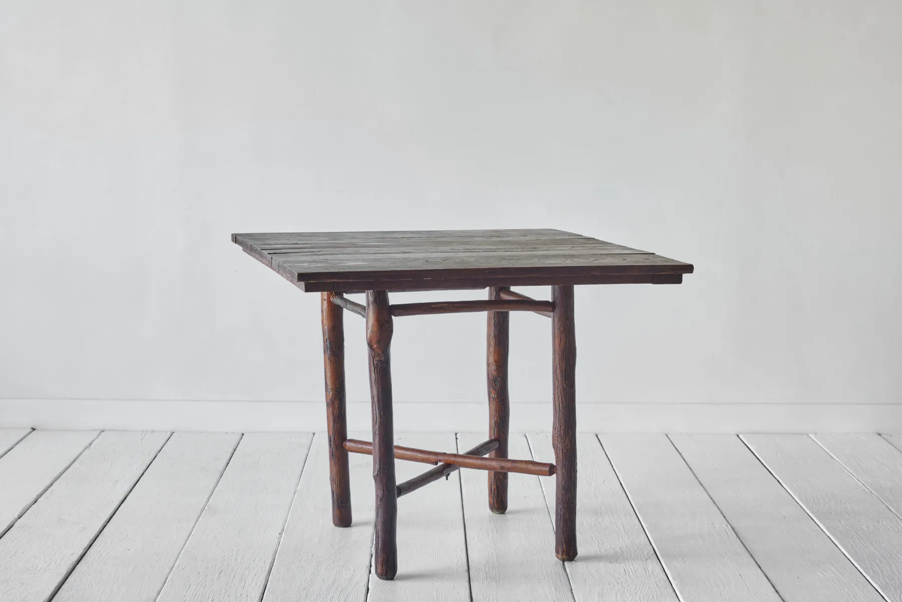 Wood Brutalist Table*VINTAGE Fashion