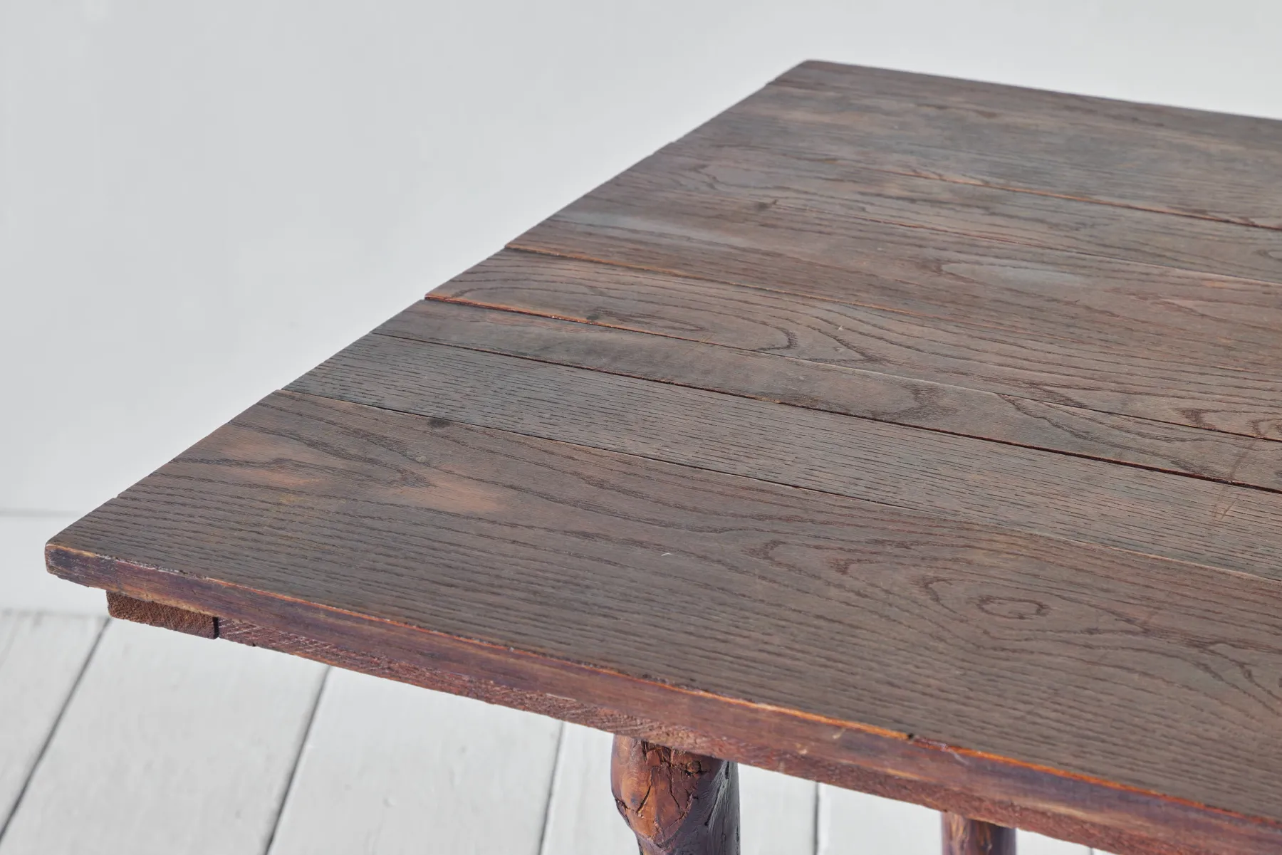 Wood Brutalist Table*VINTAGE Fashion